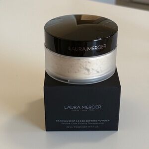 Laura Mercier Loose Setting Powder in Translucent 29g